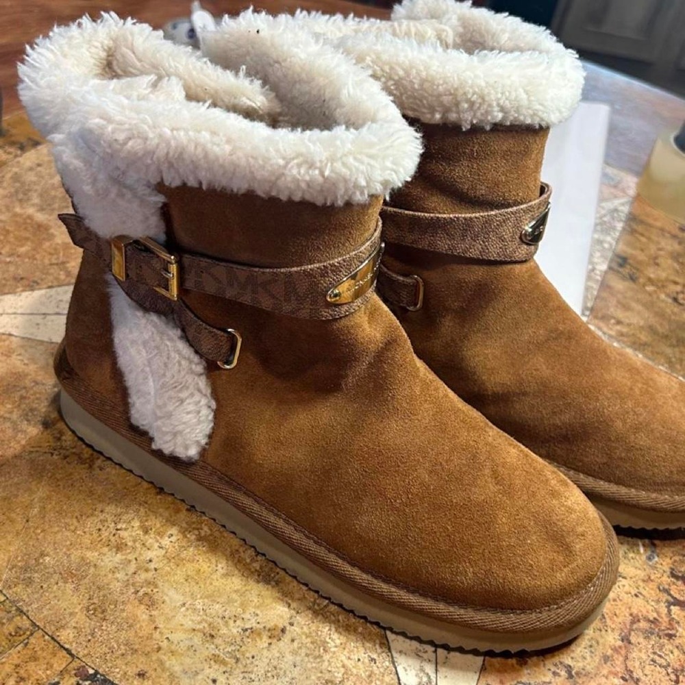 Michael Kors Boots Excellent Condition Posh Comfy Women's size 8